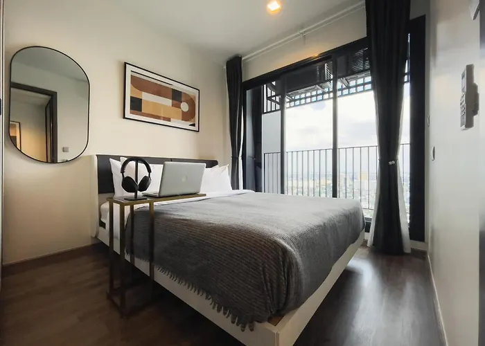 Apartment Near Bts - High-floor - Rooftop Pool - Sontana Bangkok