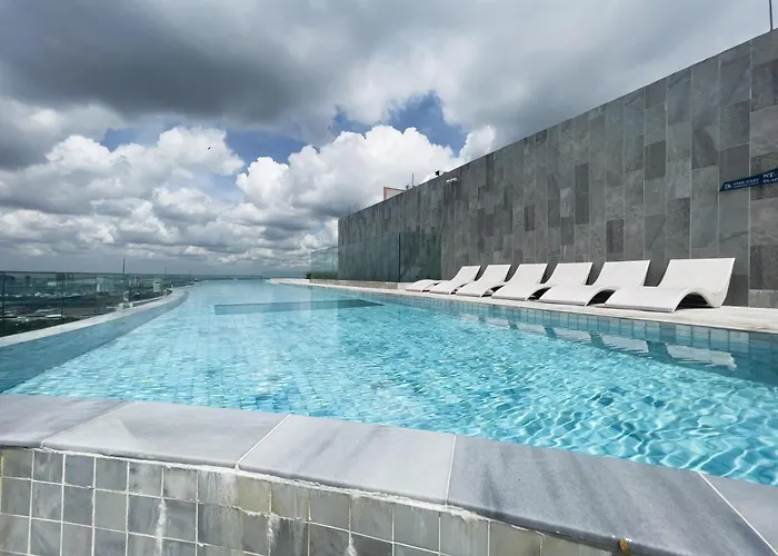 Apartment Near Bts - High-floor - Rooftop Pool - Sontana Bangkok